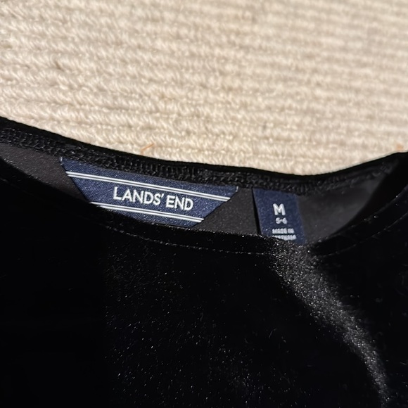 Lands End Girls Velvet dress size M (5-6) - Picture 2 of 4